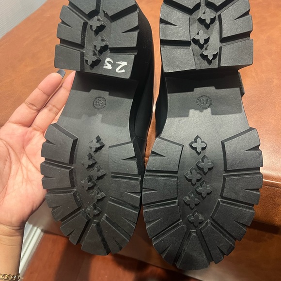 Madden Girl Platform shoes size 7.5 - Picture 7 of 8